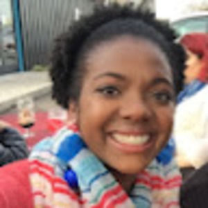 Meet your Posher, Crystal